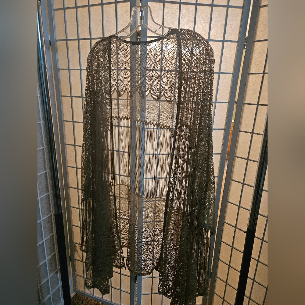 Fashion Nova Crochet Ruana